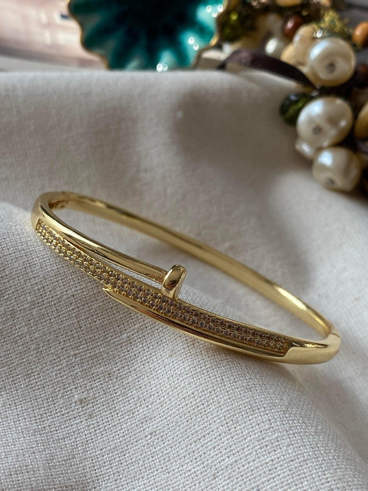 Nail Crystal Design Bangle