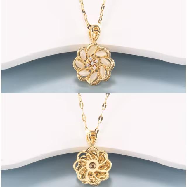Blooming Elegance Rotating Pendant