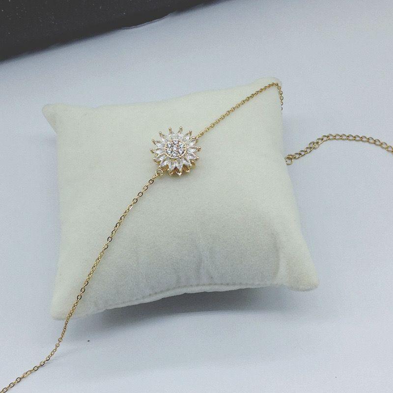 Spinning Bloom Rotatable Bracelet